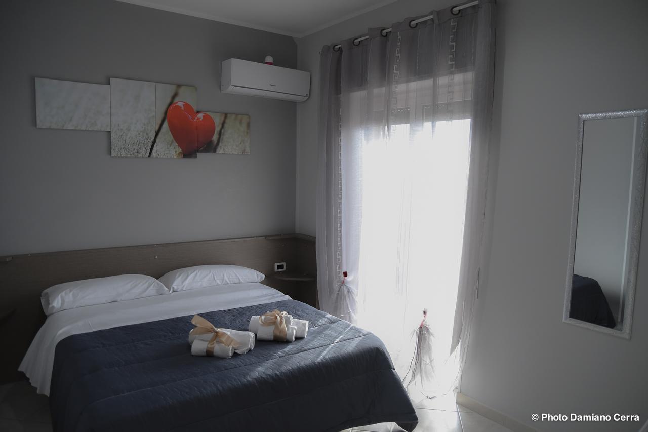 B&B Lamezia Airport 拉默齐亚泰尔默 外观 照片