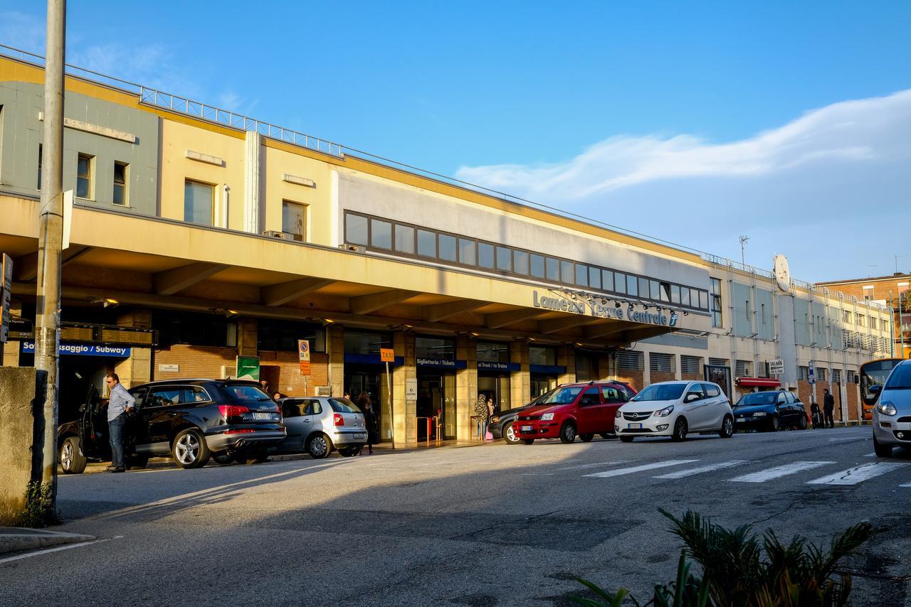 B&B Lamezia Airport 拉默齐亚泰尔默 外观 照片