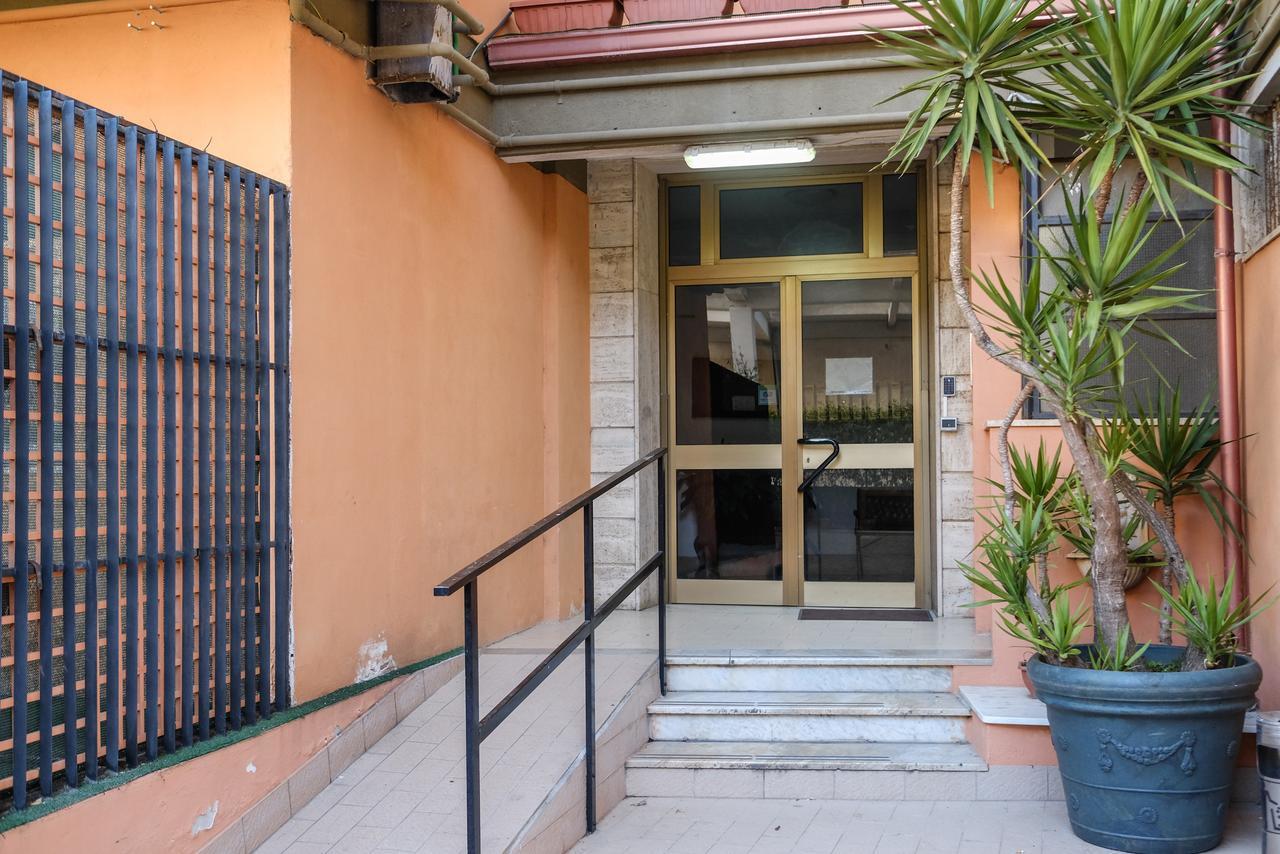 B&B Lamezia Airport 拉默齐亚泰尔默 外观 照片